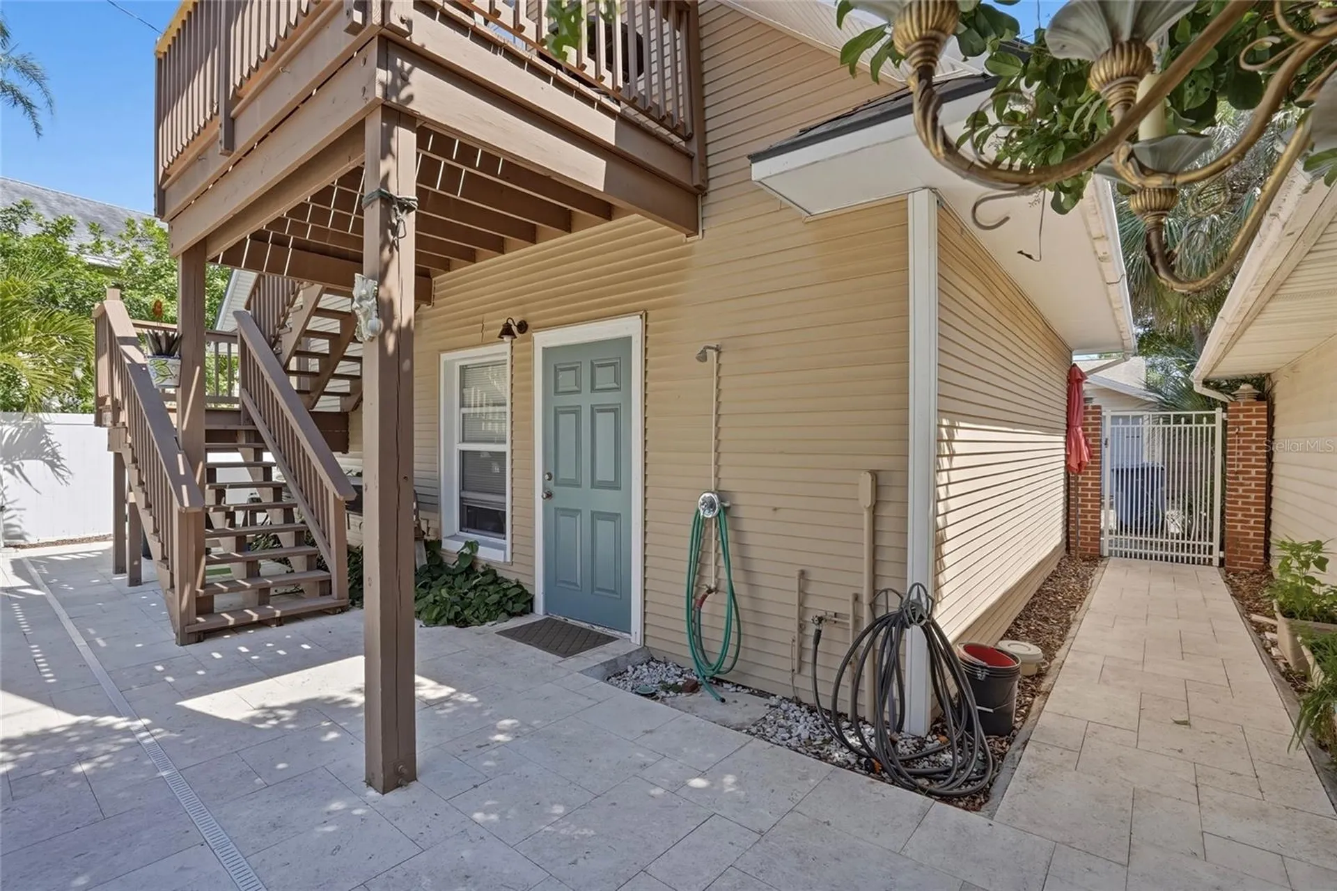 140 13th Avenue NE St Petersburg FL 33701