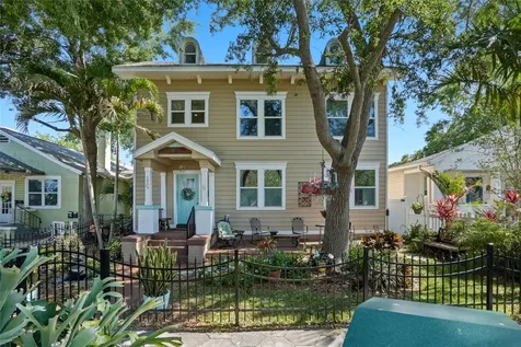 140 13th Avenue NE St Petersburg FL 33701