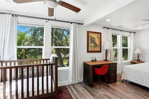 140 13th Avenue NE St Petersburg FL 33701