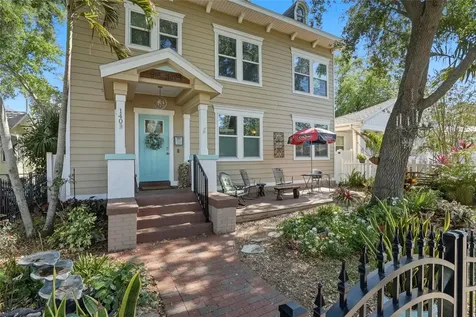 140 13th Avenue NE St Petersburg FL 33701