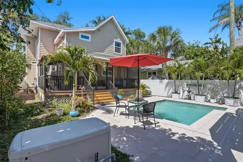140 13th Avenue NE St Petersburg FL 33701