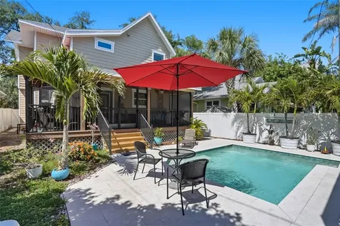 140 13th Avenue NE St Petersburg FL 33701