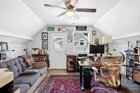 140 13th Avenue NE St Petersburg FL 33701