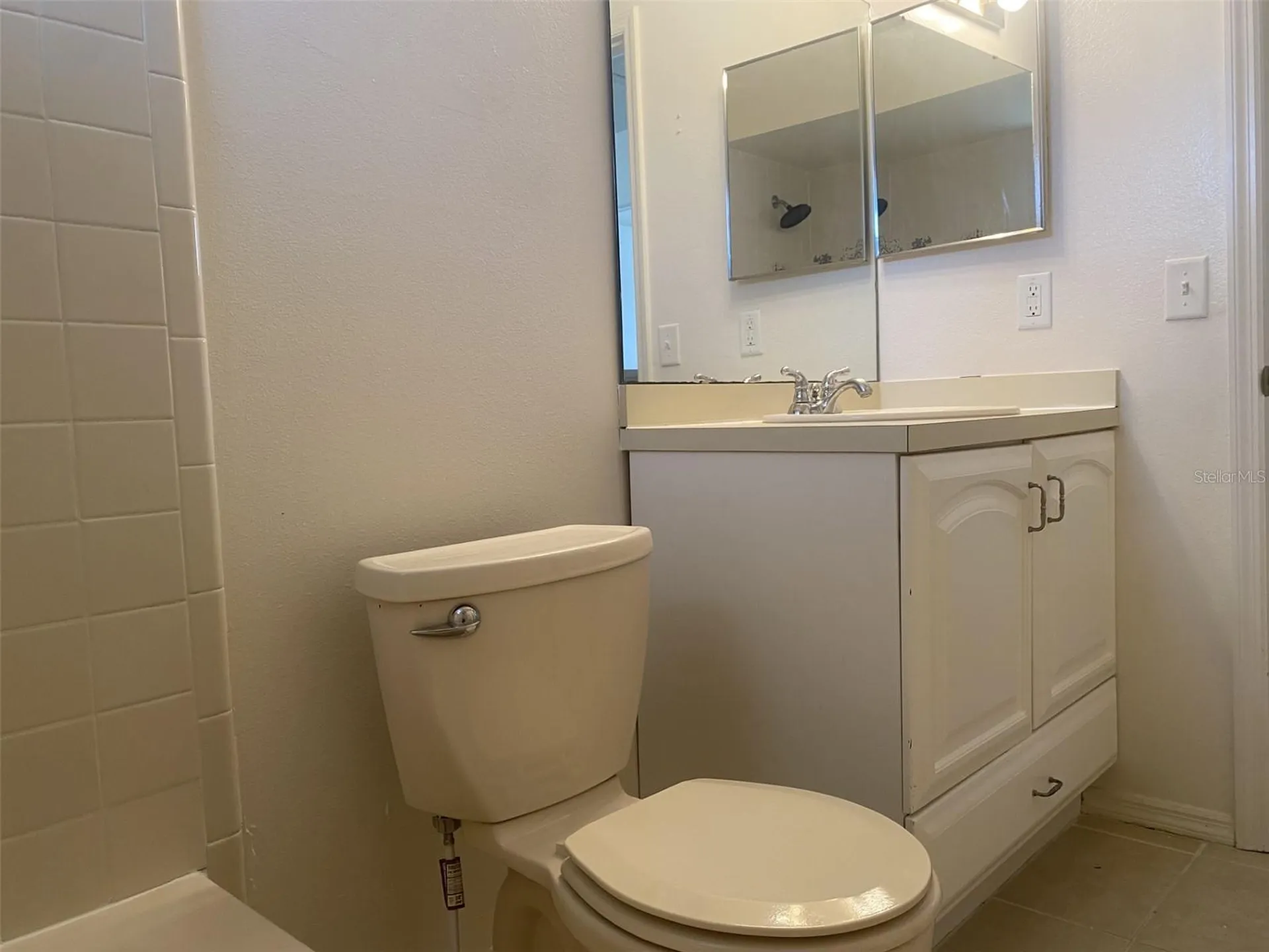 42 Pine Island Circle Kissimmee FL 34743