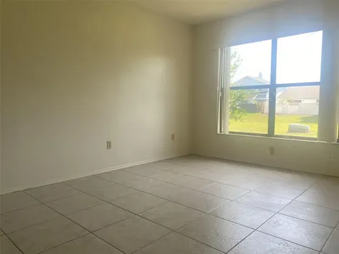 42 Pine Island Circle Kissimmee FL 34743