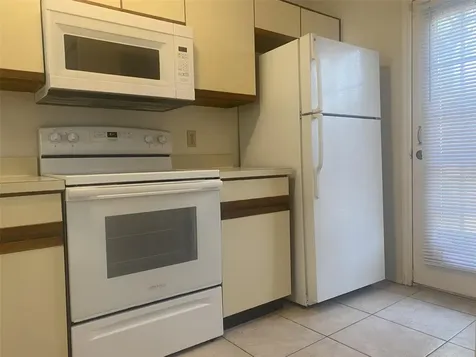 42 Pine Island Circle Kissimmee FL 34743