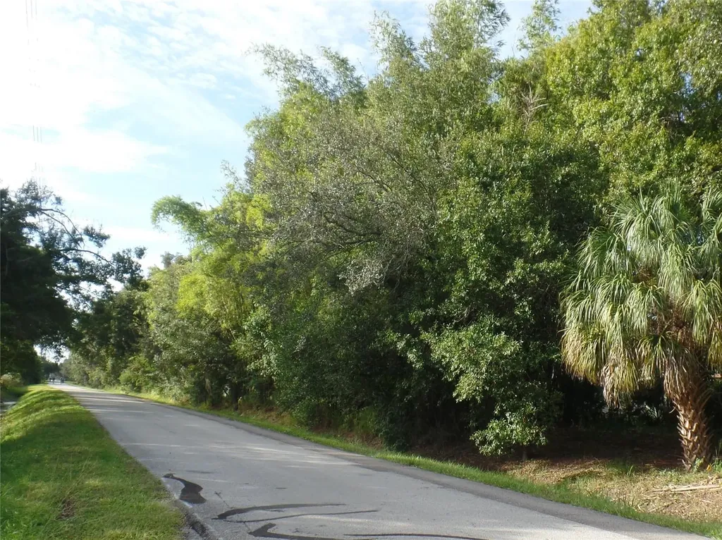 1240 70th Street N St Petersburg FL 33710