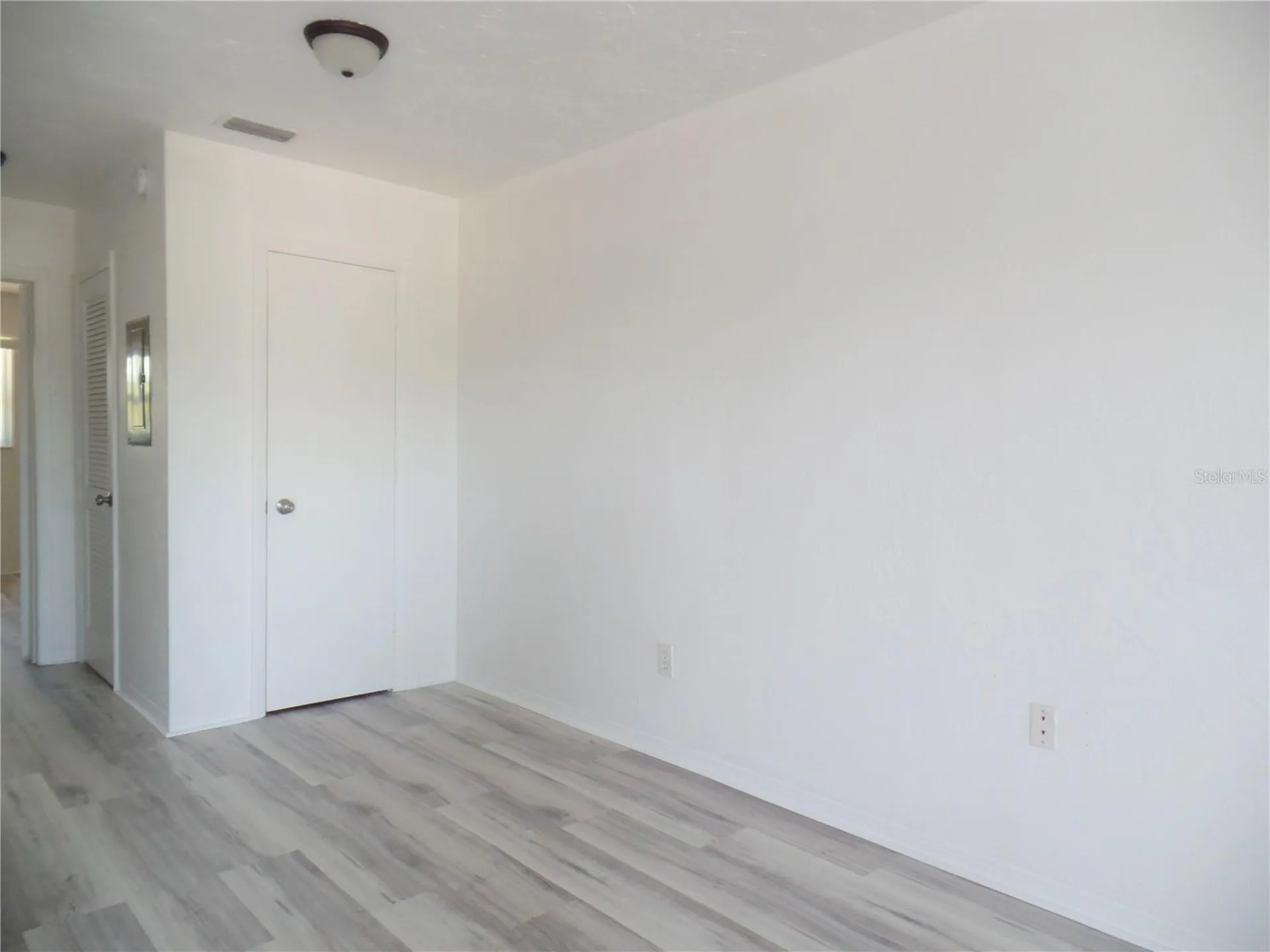 1240 70th Street N St Petersburg FL 33710