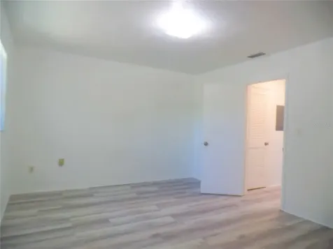 1240 70th Street N St Petersburg FL 33710