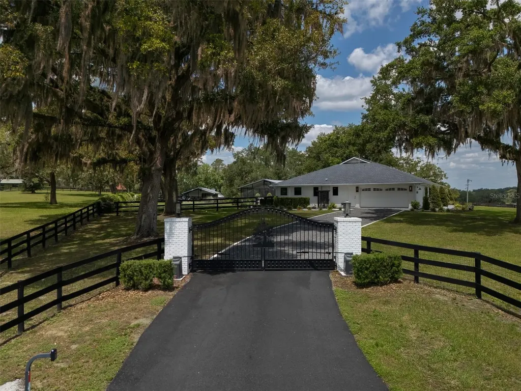 10250 NW 76th Terrace Ocala FL 34482