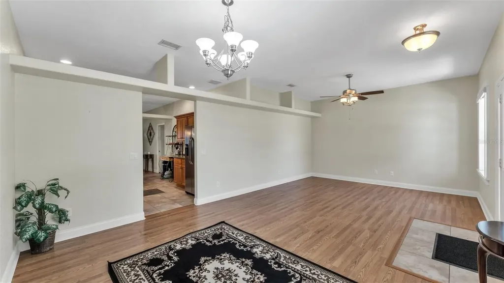 112 Bentley Oaks Boulevard Auburndale FL 33823