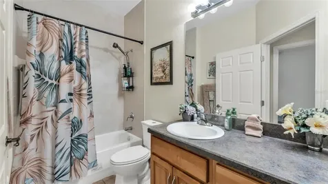 112 Bentley Oaks Boulevard Auburndale FL 33823