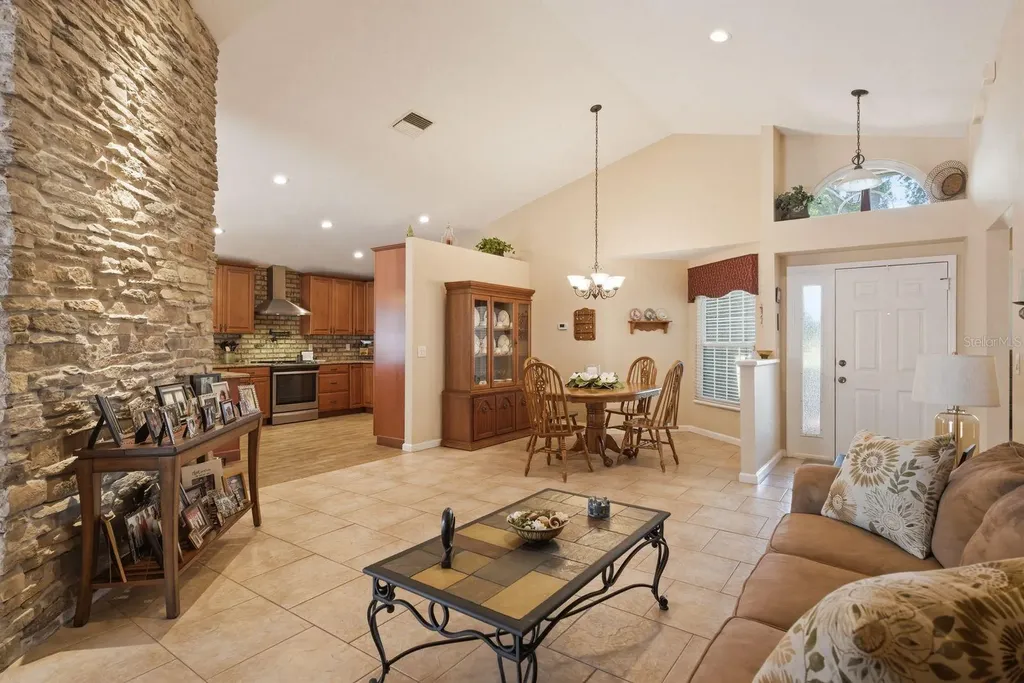 3228 Bentley Drive Palm Harbor FL 34684