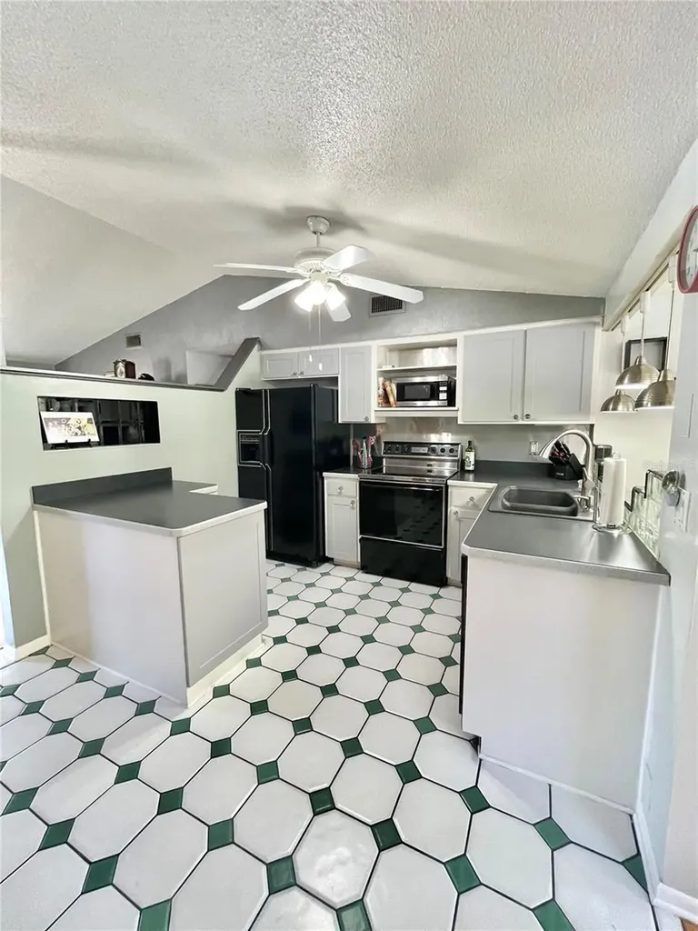 6944 Larchmont Avenue New Port Richey FL 34653