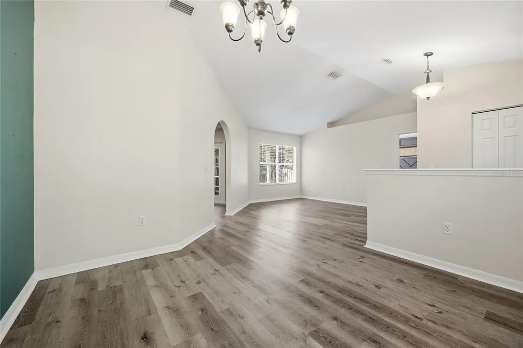 7813 SW 51st Boulevard Gainesville FL 32608