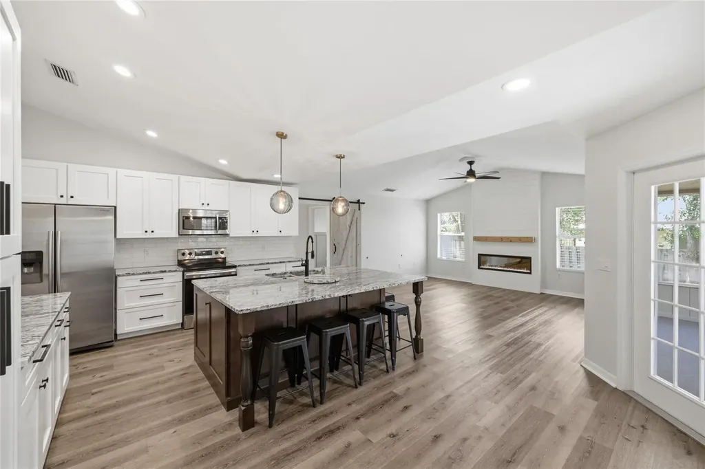 7813 SW 51st Boulevard Gainesville FL 32608
