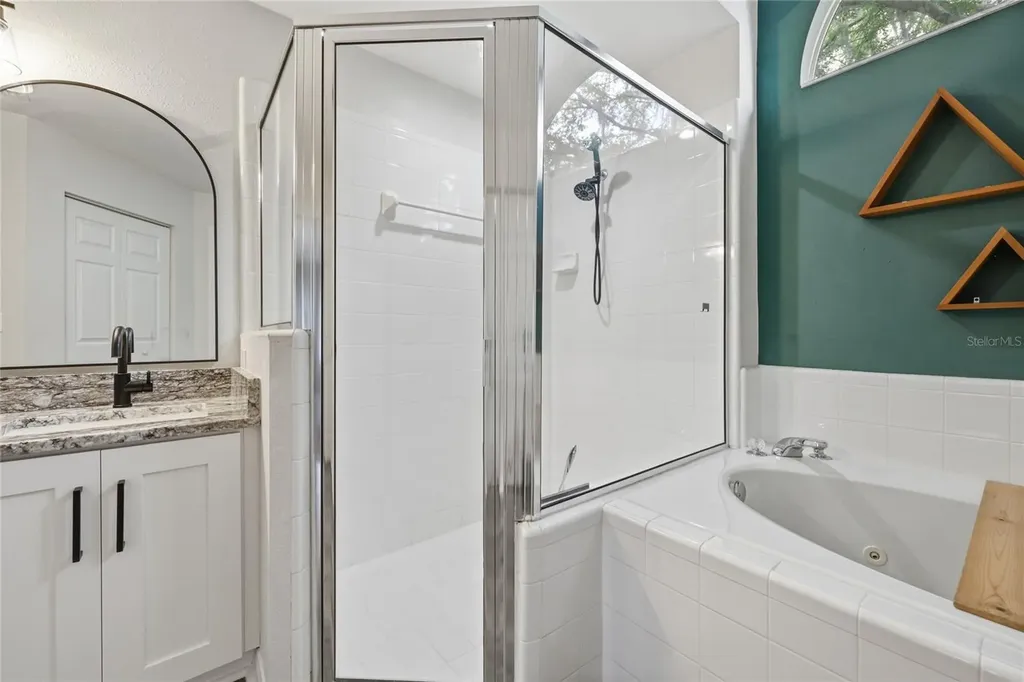 7813 SW 51st Boulevard Gainesville FL 32608