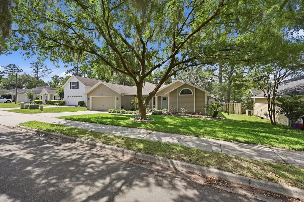7813 SW 51st Boulevard Gainesville FL 32608