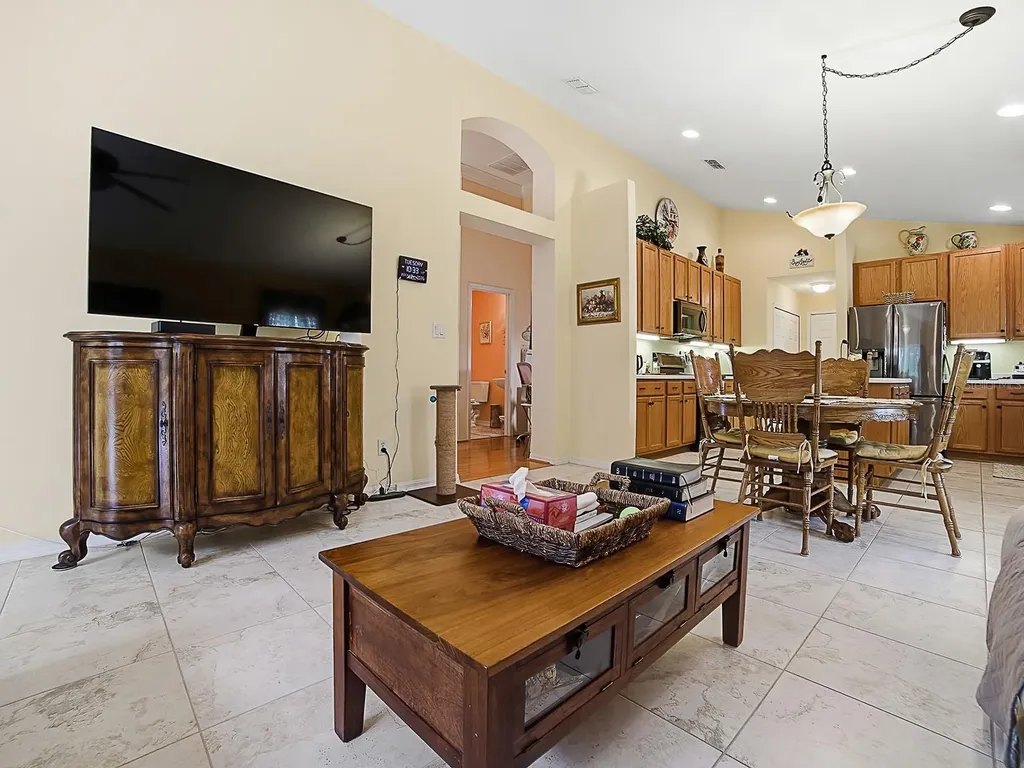 24317 Belle Mede Drive Leesburg FL 34748