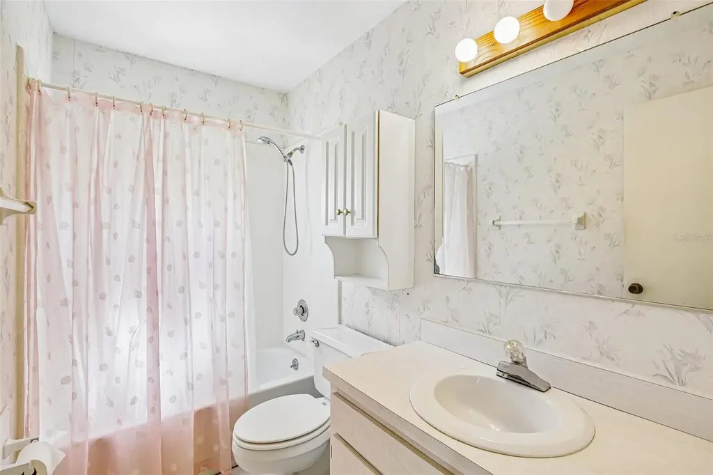 647 Fort Duquesna Drive Sun City Center FL 33573