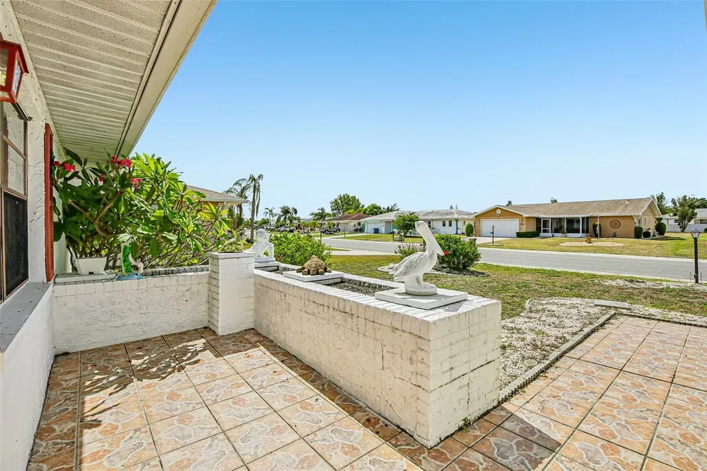 647 Fort Duquesna Drive Sun City Center FL 33573