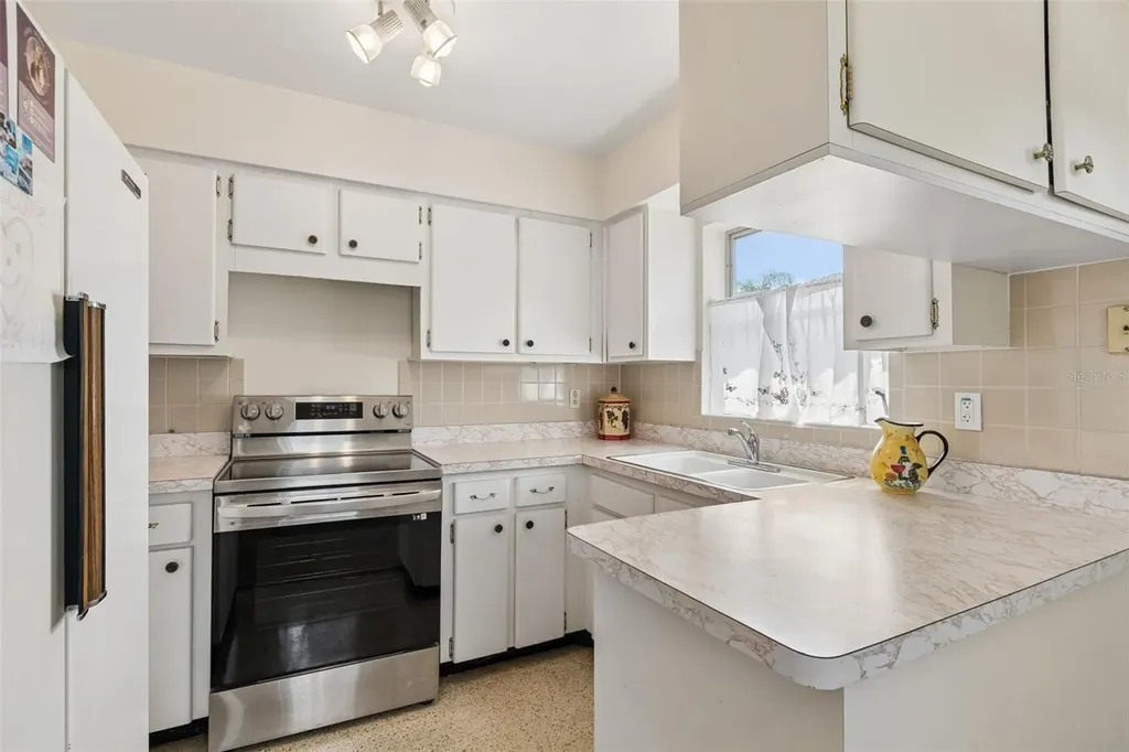 6432 Spring Hill Drive Spring Hill FL 34606