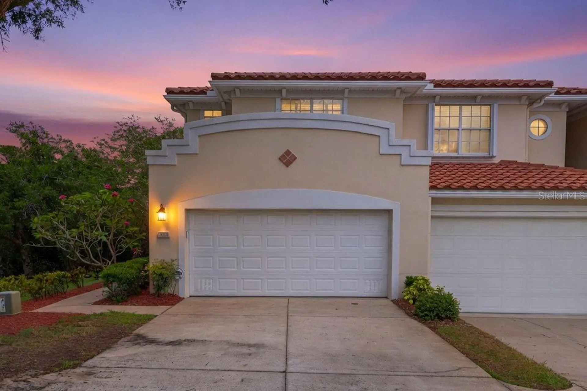 252 Valencia Circle St Petersburg FL 33716