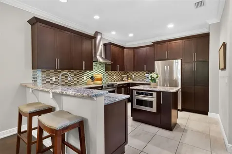 252 Valencia Circle St Petersburg FL 33716