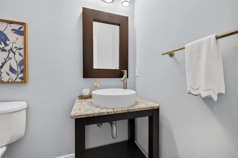 252 Valencia Circle St Petersburg FL 33716
