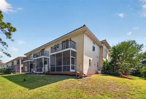 252 Valencia Circle St Petersburg FL 33716