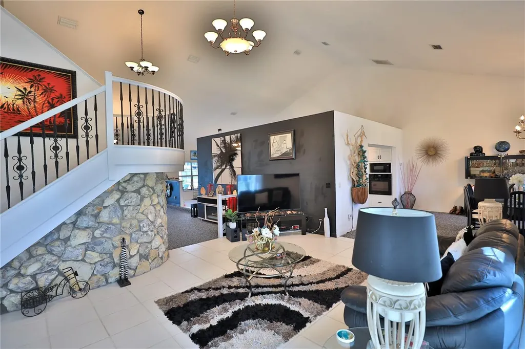 4450 SE 216th Avenue Morriston FL 32668