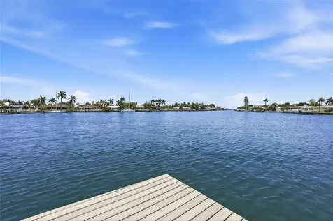 2300 S Shore Drive SE St Petersburg FL 33705