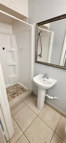 10225 N Ojus Drive Tampa FL 33617