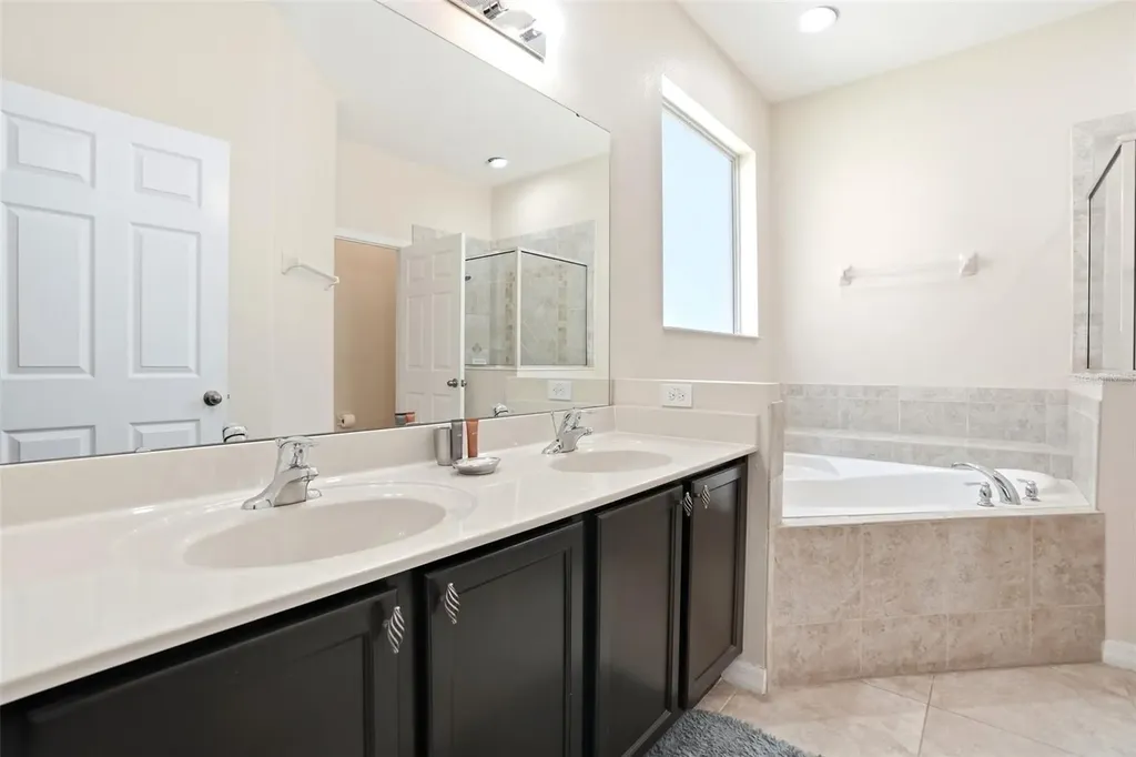 2551 Dharma Circle Kissimmee FL 34746