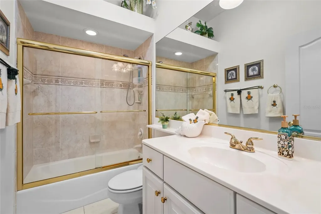 10591 Old Grove Circle Bradenton FL 34212
