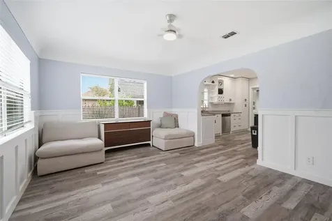 4120 Burlington Avenue N St Petersburg FL 33713