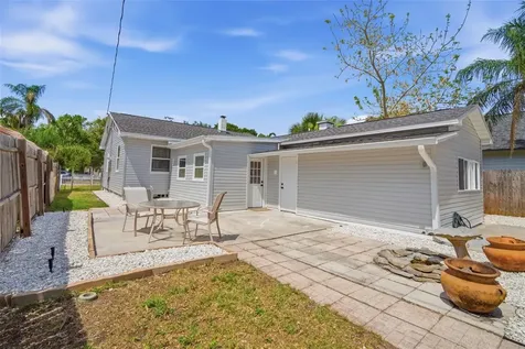 4120 Burlington Avenue N St Petersburg FL 33713