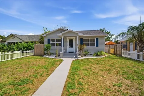 4120 Burlington Avenue N St Petersburg FL 33713