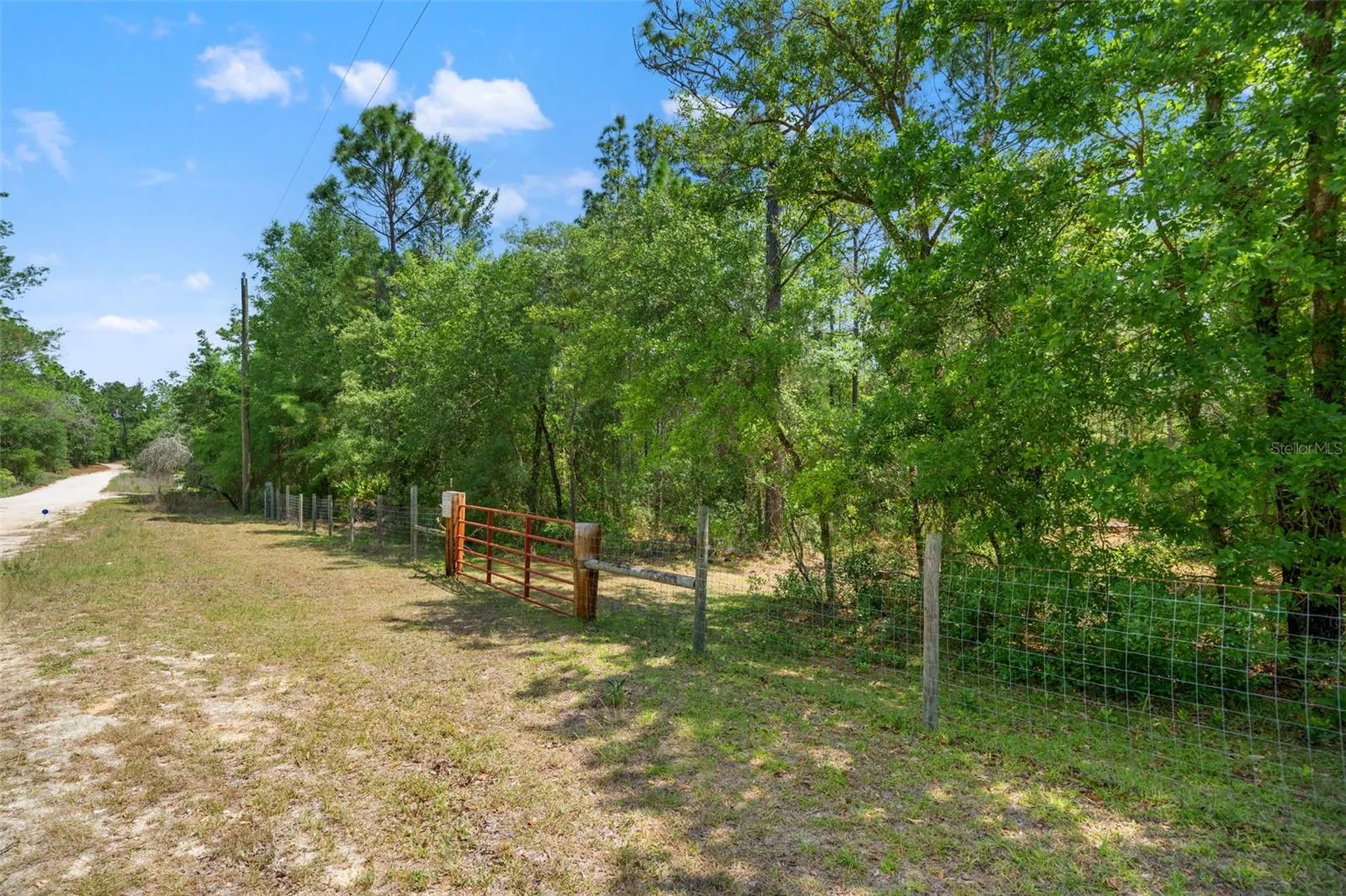 9031 N Manila Terrace Dunnellon FL 34433