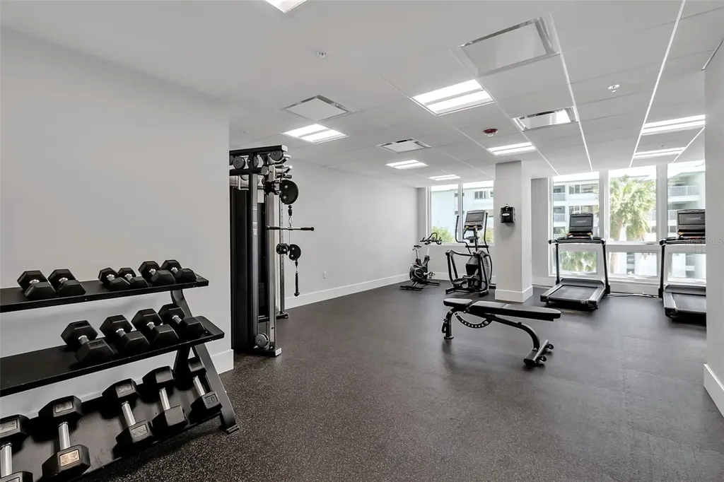 1035 Seaside Drive Sarasota FL 34242