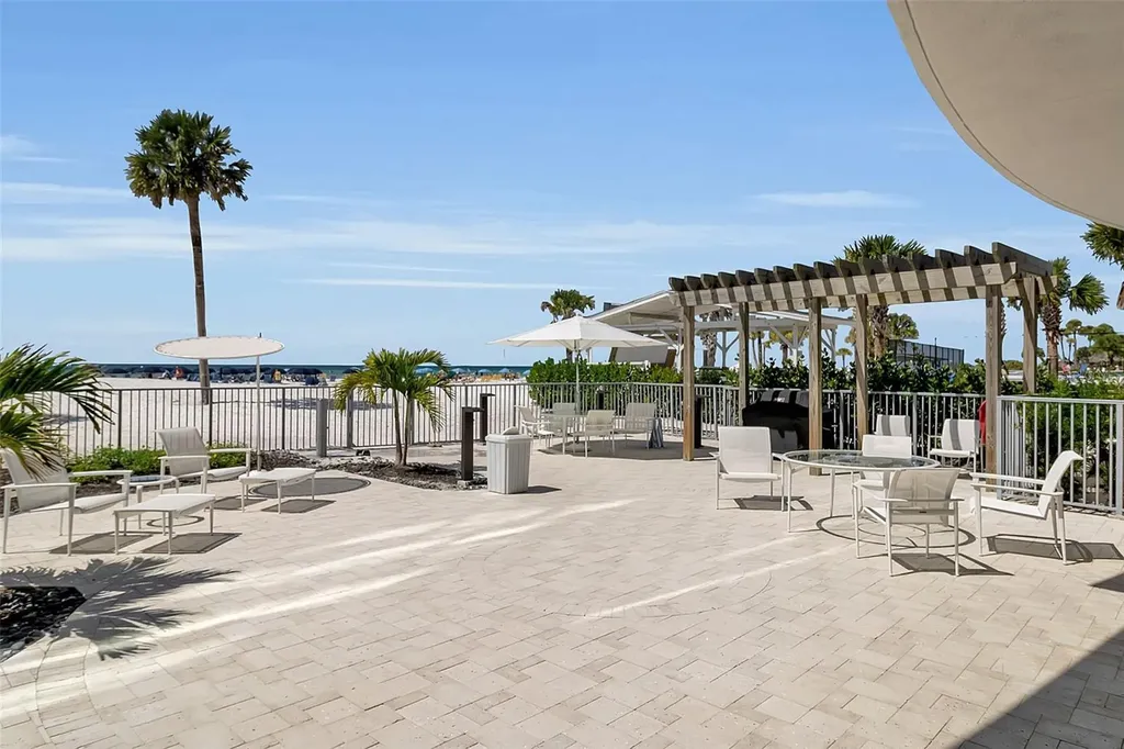 1035 Seaside Drive Sarasota FL 34242