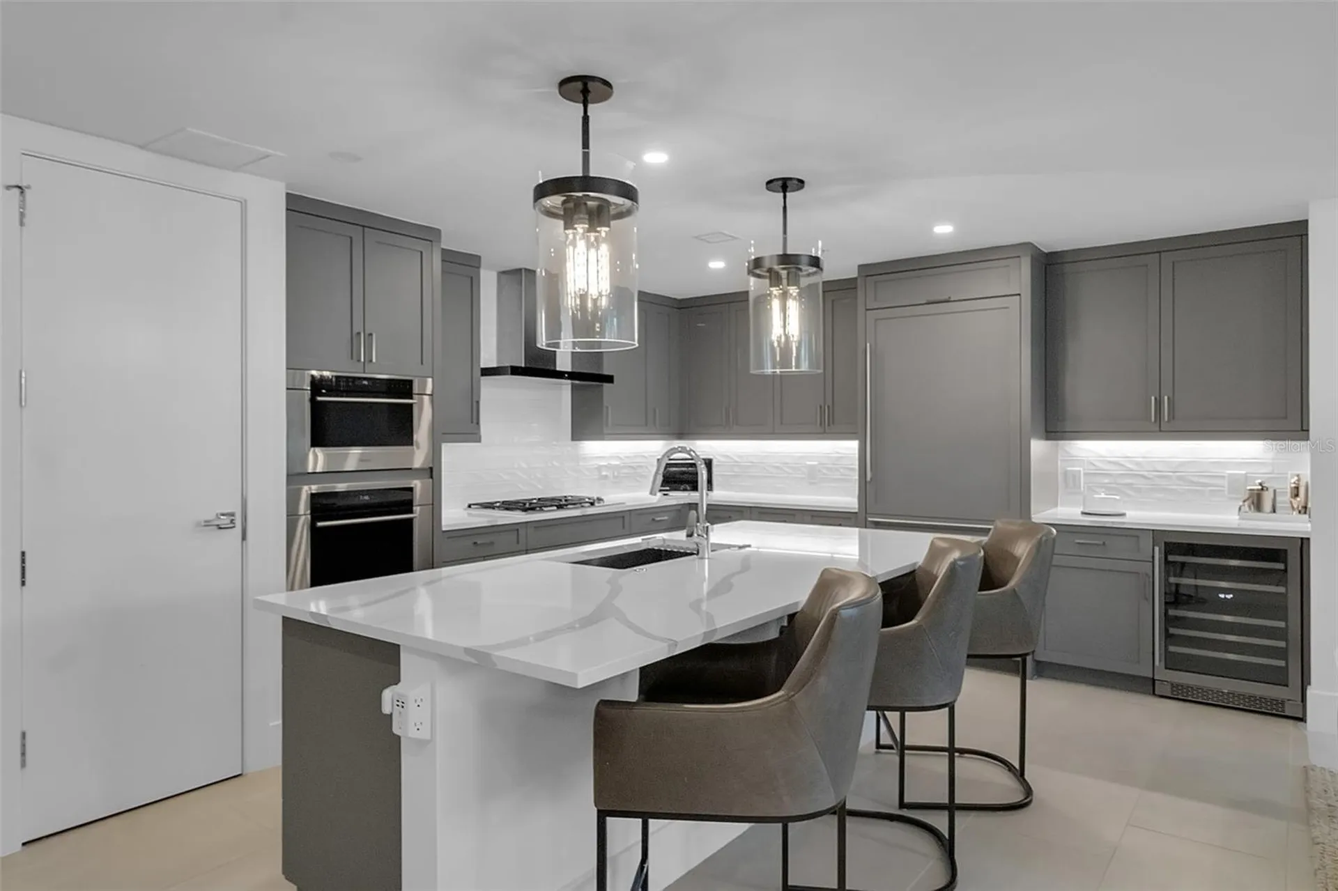 1035 Seaside Drive Sarasota FL 34242