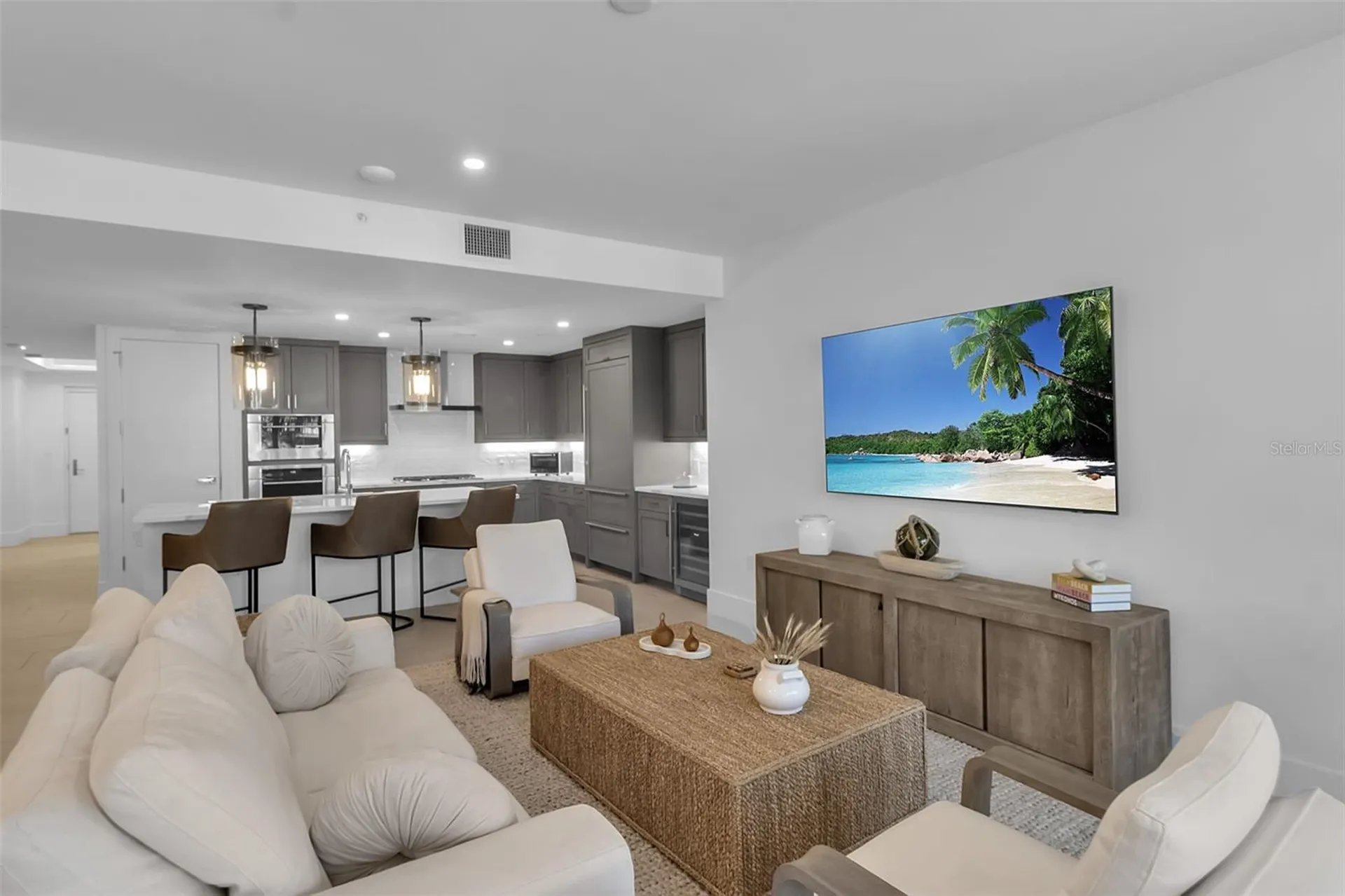 1035 Seaside Drive Sarasota FL 34242