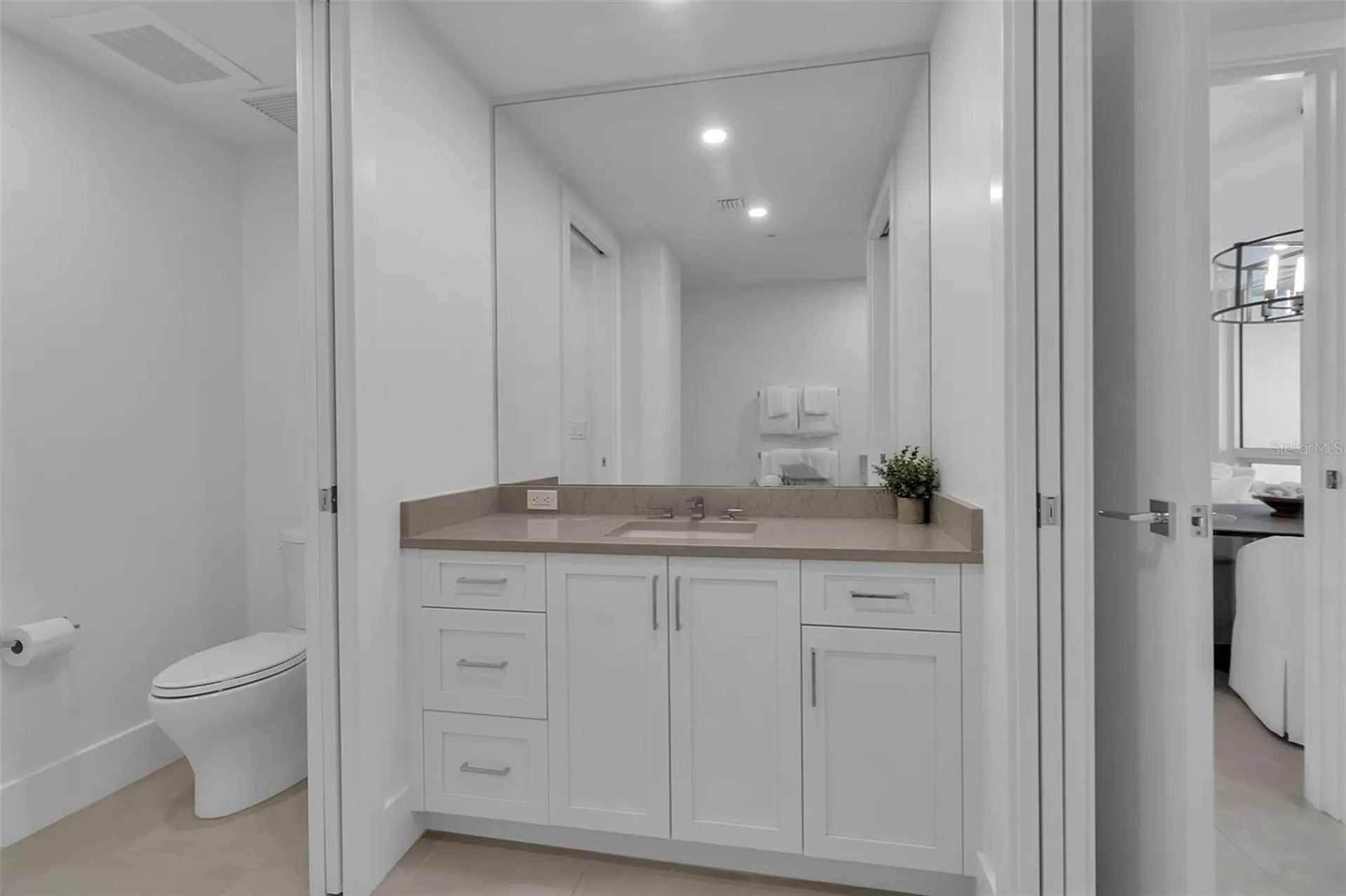 1035 Seaside Drive Sarasota FL 34242
