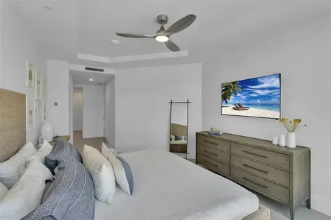 1035 Seaside Drive Sarasota FL 34242