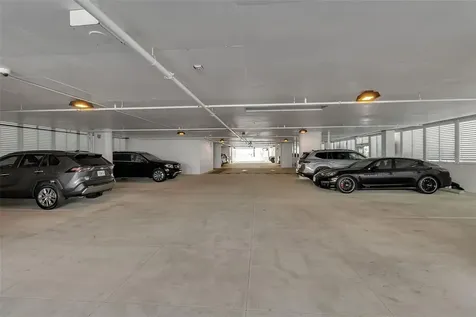 1035 Seaside Drive Sarasota FL 34242