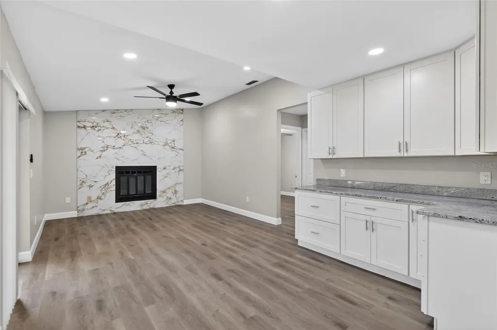 1510 Kestrel Way Brandon FL 33511
