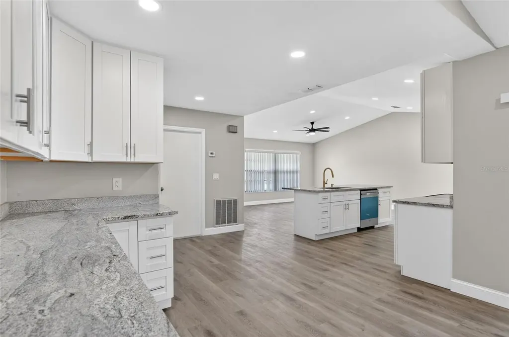 1510 Kestrel Way Brandon FL 33511