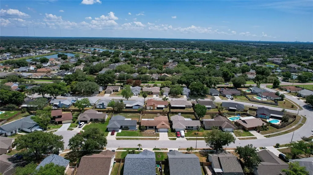 1510 Kestrel Way Brandon FL 33511