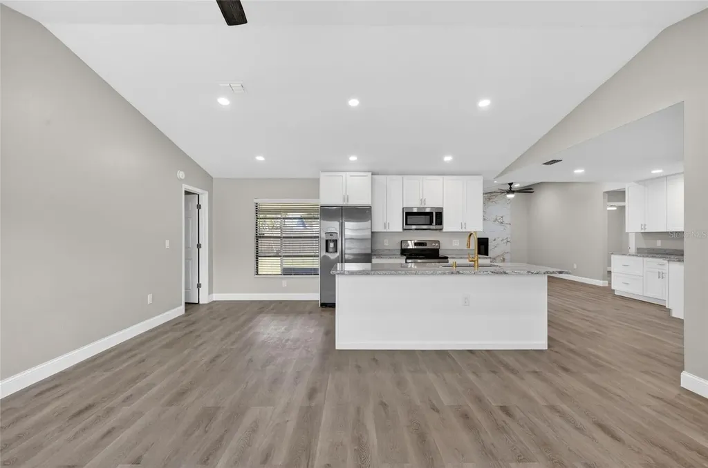 1510 Kestrel Way Brandon FL 33511